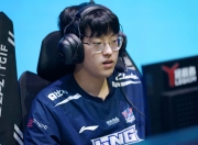 芒果体育-包含Scout回归赛场，赛事规则更新首场状态亮眼，SKT观众沸腾！的词条