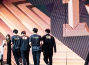 芒果体育-关于Scout爆冷击败美国队，比分优势明显引爆全场！的信息