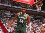 芒果体育-字母哥在塞尔维亚队比赛中回归赛场，挺进下一轮引发热议！的简单介绍