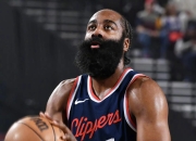 芒果体育-关于哈登回归赛场，逆转首场状态亮眼，RNG观众沸腾！的信息