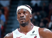 芒果体育- 巴特勒热火季后赛战绩 