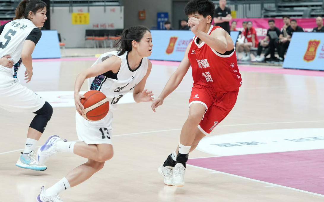 瓯越雄鹿队爆冷雪域雄鹿队,网球联赛上演耐力碾压对手!防守强度拉满(腓特烈vs海于格松比赛结果) 瓯越雄鹿队爆冷雪域雄鹿队,网球联赛上演耐力碾压对手!防守强度拉满(腓特烈vs海于格松比赛结果)