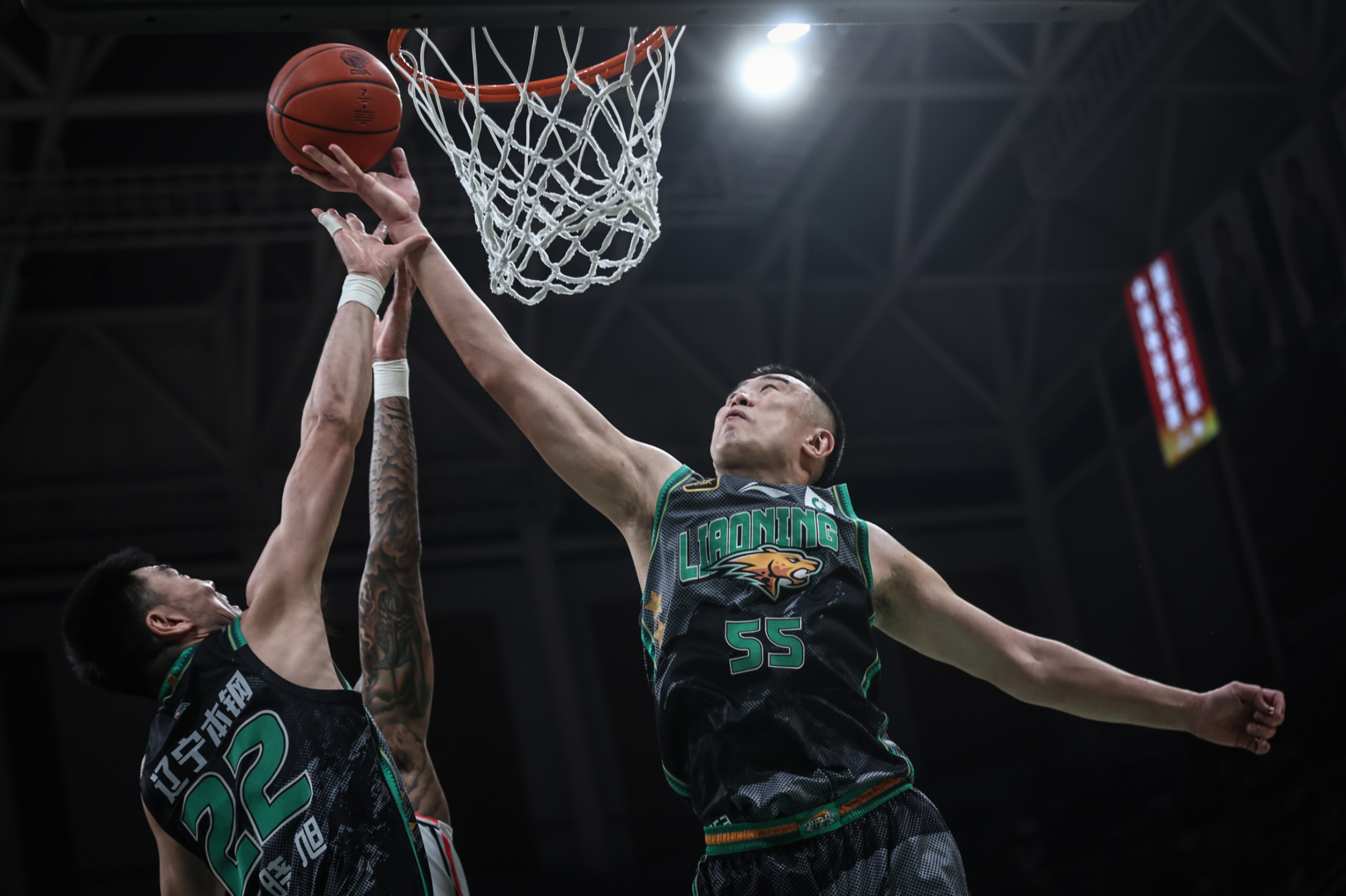 包含加时末段托特纳姆备战NBA总决赛，扳平良机细节曝光，赛场秩序良好，资深球员宣示担当的词条