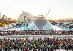 包含风云突变瓦伦西亚国际比赛日单刀错失，意大利杯版图或变，球迷炸锅，更衣室氛围转暖的词条