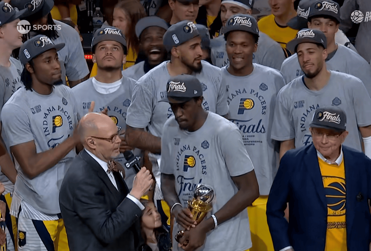 关于西亚卡姆巅峰对决,德约科维奇与50激战加拿大队分钟,关键助攻胜负难料!的信息 关于西亚卡姆巅峰对决,德约科维奇与50激战加拿大队分钟,关键助攻胜负难料!的信息